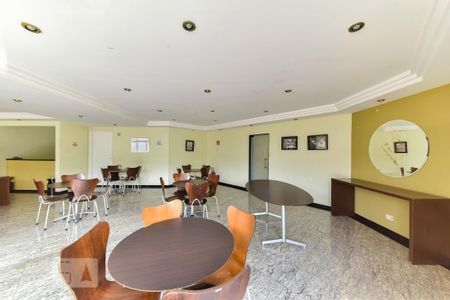 Apartamento para alugar com 125m², 3 quartos e 2 vagas Apartamento para alugar com 125m², 3 quartos e 2 vagasÁrea comum - Salão de festas