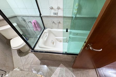 Apartamento para alugar com 125m², 3 quartos e 2 vagas Apartamento para alugar com 125m², 3 quartos e 2 vagasBanheiro - Suíte