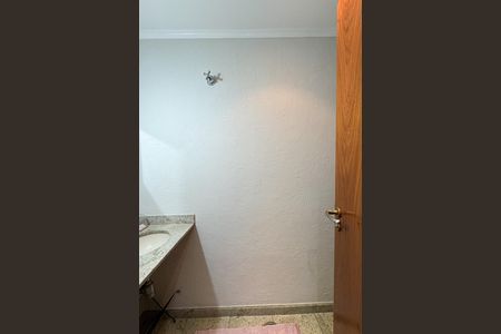 Apartamento para alugar com 125m², 3 quartos e 2 vagas Apartamento para alugar com 125m², 3 quartos e 2 vagasLavabo