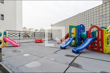 Apartamento para alugar com 125m², 3 quartos e 2 vagas Apartamento para alugar com 125m², 3 quartos e 2 vagasÁrea comum - Playground