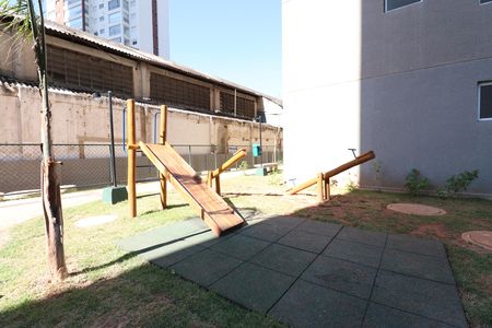 Apartamento à venda com 43m², 2 quartos e sem vagaÁrea comum