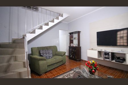 Casa à venda com 4 quartos, 140m² em Vila Margarida, São Paulo