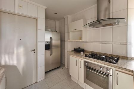 Apartamento para alugar com 111m², 3 quartos e 2 vagas Apartamento para alugar com 111m², 3 quartos e 2 vagasCozinha