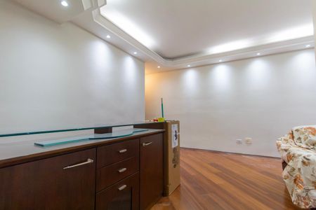 Sala de apartamento para alugar com 3 quartos, 70m² em Vila Aricanduva, São Paulo