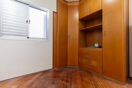 Quarto 1 de apartamento para alugar com 3 quartos, 70m² em Vila Aricanduva, São Paulo