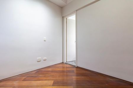 Apartamento para alugar com 70m², 3 quartos e 2 vagas Apartamento para alugar com 70m², 3 quartos e 2 vagasQuarto 3