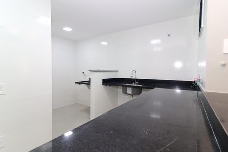 Apartamento para alugar com 50m², 2 quartos e sem vaga Apartamento para alugar com 50m², 2 quartos e sem vagaCozinha e Área de Serviço