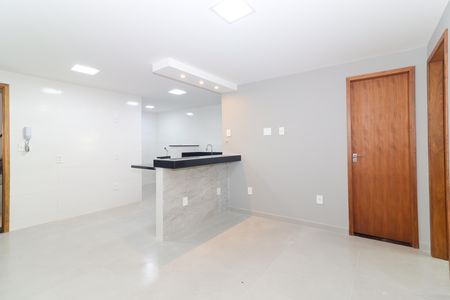 Sala de apartamento para alugar com 2 quartos, 50m² em Bento Ribeiro, Rio de Janeiro