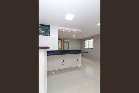 Apartamento para alugar com 50m², 2 quartos e sem vaga Apartamento para alugar com 50m², 2 quartos e sem vagaCozinha e Área de Serviço