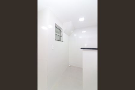 Apartamento para alugar com 50m², 2 quartos e sem vaga Apartamento para alugar com 50m², 2 quartos e sem vagaCozinha e Área de Serviço
