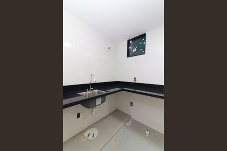 Apartamento para alugar com 50m², 2 quartos e sem vaga Apartamento para alugar com 50m², 2 quartos e sem vagaCozinha e Área de Serviço