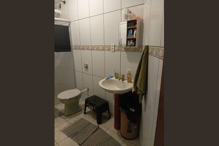 Banheiro de casa para alugar com 2 quartos, 80m² em Duque de Caxias, Betim