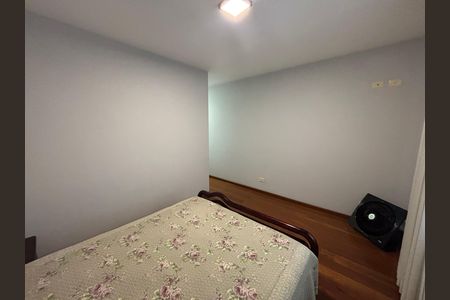 Casa à venda com 280m², 3 quartos e 4 vagas Casa à venda com 280m², 3 quartos e 4 vagasQuarto 1