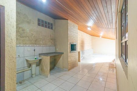 Casa à venda com 90m², 2 quartos e 2 vagas Casa à venda com 90m², 2 quartos e 2 vagasVaranda