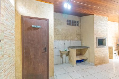 Casa à venda com 90m², 2 quartos e 2 vagas Casa à venda com 90m², 2 quartos e 2 vagasVaranda