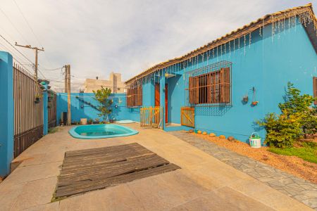 Casa à venda com 90m², 2 quartos e 2 vagas Casa à venda com 90m², 2 quartos e 2 vagasÁrea externa