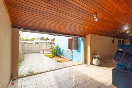 Casa à venda com 90m², 2 quartos e 2 vagas Casa à venda com 90m², 2 quartos e 2 vagasVaranda