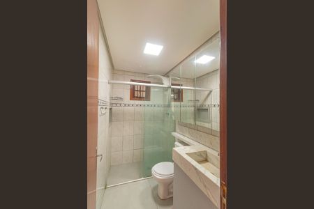 Casa à venda com 90m², 2 quartos e 2 vagas Casa à venda com 90m², 2 quartos e 2 vagasBanheiro