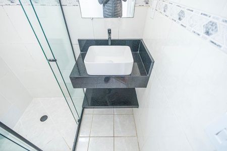 Apartamento para alugar com 50m², 2 quartos e 1 vaga Apartamento para alugar com 50m², 2 quartos e 1 vagaBanheiro