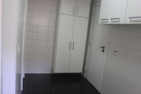 Apartamento à venda com 116m², 4 quartos e 2 vagasLavanderia