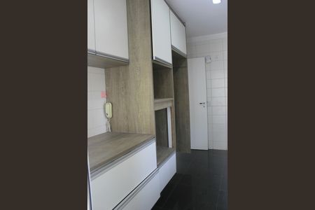 Apartamento à venda com 116m², 4 quartos e 2 vagasCozinha