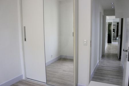 Apartamento à venda com 116m², 4 quartos e 2 vagasQuarto 3