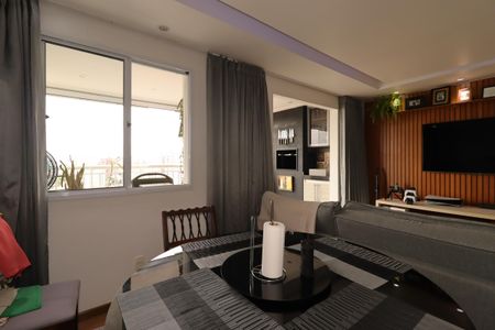 Apartamento à venda com 94m², 2 quartos e 2 vagasSala