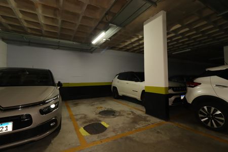 Apartamento à venda com 94m², 2 quartos e 2 vagasGaragem - Vaga 1