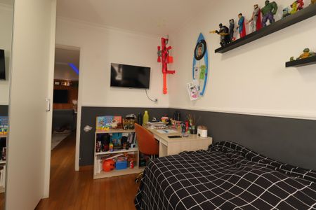 Apartamento à venda com 94m², 2 quartos e 2 vagasQuarto