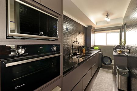 Apartamento à venda com 94m², 2 quartos e 2 vagasCozinha