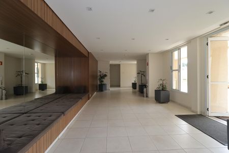 Apartamento à venda com 94m², 2 quartos e 2 vagasÁrea Comum - Hall