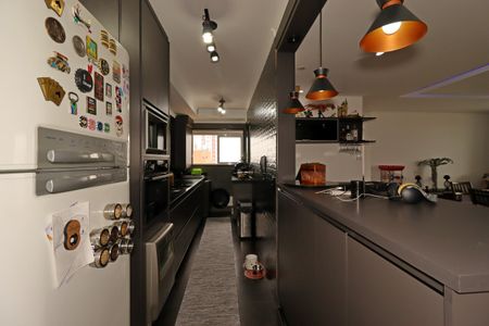 Apartamento à venda com 94m², 2 quartos e 2 vagasCozinha