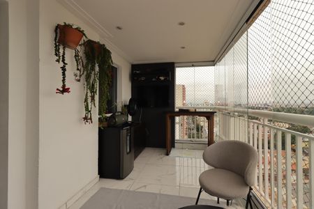 Apartamento à venda com 94m², 2 quartos e 2 vagasVaranda Gourmet