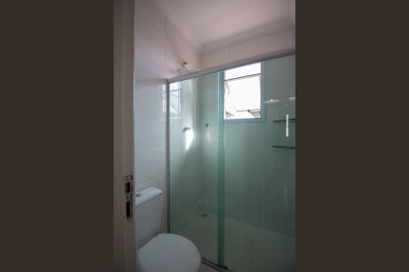 Casa para alugar com 80m², 2 quartos e 1 vaga Casa para alugar com 80m², 2 quartos e 1 vagaBanheiro
