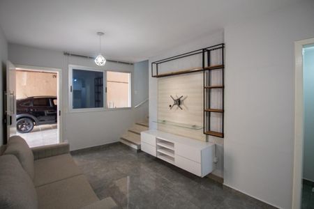 Casa para alugar com 80m², 2 quartos e 1 vaga Casa para alugar com 80m², 2 quartos e 1 vagaSala