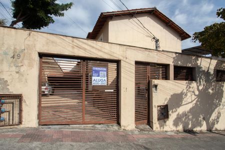 Casa para alugar com 80m², 2 quartos e 1 vaga Casa para alugar com 80m², 2 quartos e 1 vagaPlaquinha Instalada