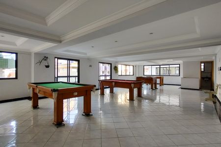 Apartamento para alugar com 60m², 1 quarto e 1 vaga Apartamento para alugar com 60m², 1 quarto e 1 vagaSalão de jogos