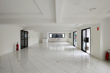 Apartamento para alugar com 60m², 1 quarto e 1 vaga Apartamento para alugar com 60m², 1 quarto e 1 vagaÁrea comum - Salão de festas