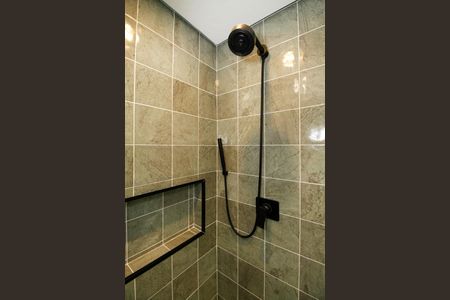 Apartamento para alugar com 81m², 2 quartos e 1 vaga Apartamento para alugar com 81m², 2 quartos e 1 vagaBanheiro