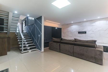 Casa para alugar com 400m², 5 quartos e 4 vagas Casa para alugar com 400m², 5 quartos e 4 vagasSala