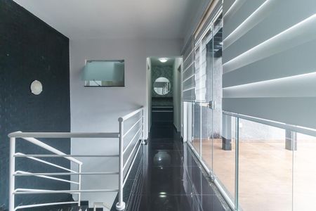 Casa para alugar com 400m², 5 quartos e 4 vagas Casa para alugar com 400m², 5 quartos e 4 vagasHall
