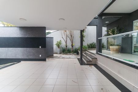 Casa para alugar com 400m², 5 quartos e 4 vagas Casa para alugar com 400m², 5 quartos e 4 vagasGaragem