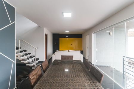 Casa para alugar com 400m², 5 quartos e 4 vagas Casa para alugar com 400m², 5 quartos e 4 vagasSala Edícula