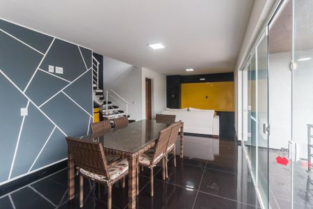 Casa para alugar com 400m², 5 quartos e 4 vagas Casa para alugar com 400m², 5 quartos e 4 vagasSala Edícula
