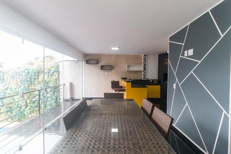 Casa para alugar com 400m², 5 quartos e 4 vagas Casa para alugar com 400m², 5 quartos e 4 vagasSala Edícula