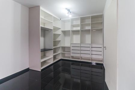 Casa para alugar com 400m², 5 quartos e 4 vagas Casa para alugar com 400m², 5 quartos e 4 vagasQuarto 1 Edícula