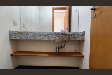 Apartamento à venda com 140m², 3 quartos e 2 vagasLavabo