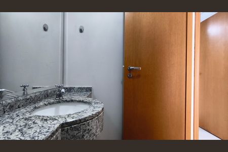 Apartamento à venda com 140m², 3 quartos e 2 vagasLavabo