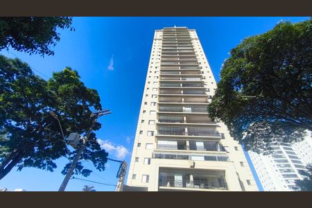 Apartamento à venda com 140m², 3 quartos e 2 vagasFachada 