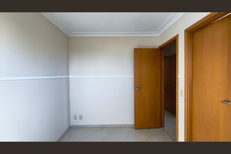 Apartamento à venda com 140m², 3 quartos e 2 vagasSuíte 2